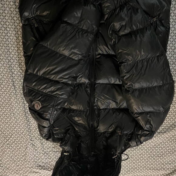 Size 4 100% authentic great condition, 100% authentic - Picture 6 of 9